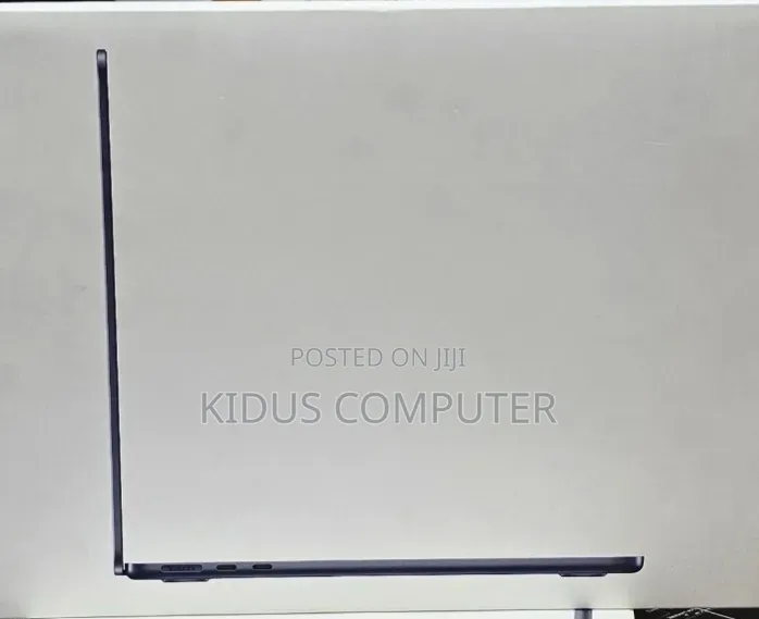New Laptop Apple MacBook Air 2026 M5 16GB Apple M5 SSD 512GB