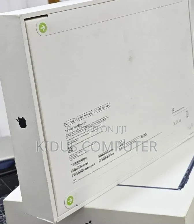New Laptop Apple MacBook Air 2026 M5 16GB Apple M5 SSD 512GB