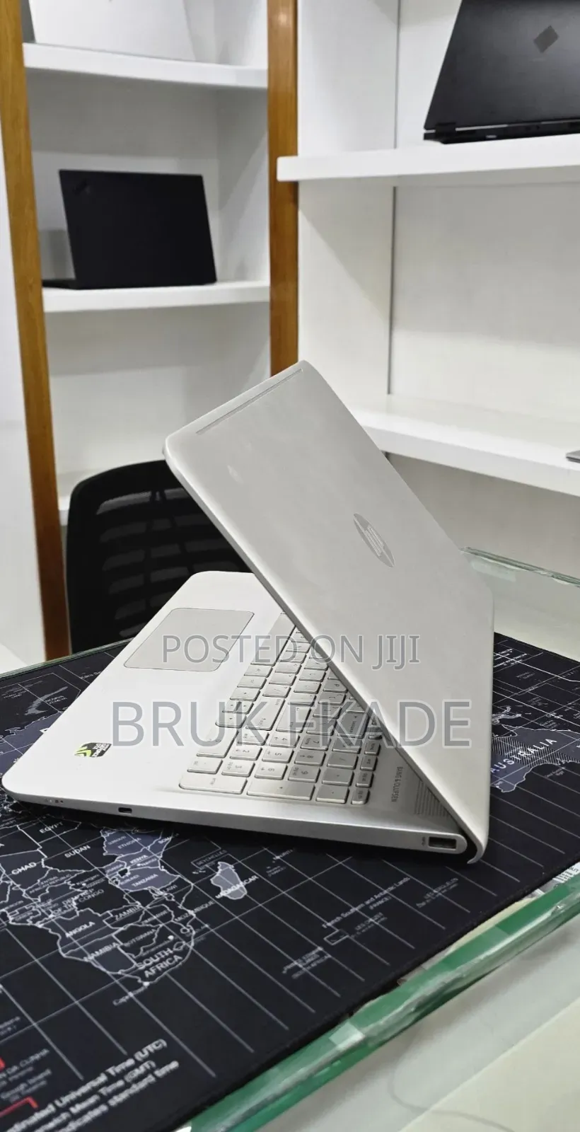 New Laptop HP Envy 15 12GB Intel Core i5 SSD 128GB