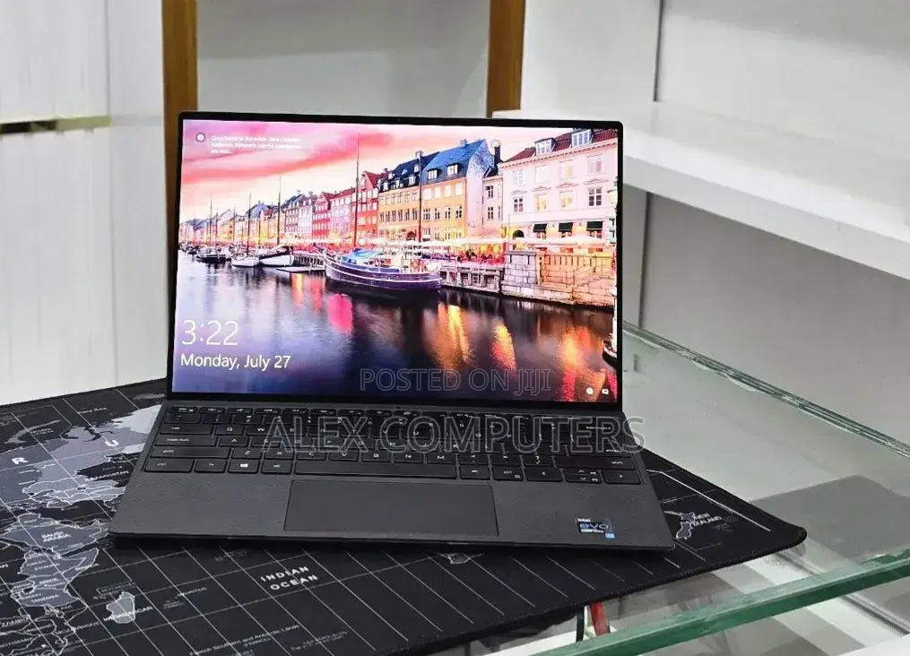 New Laptop Dell XPS 13 16GB Intel Core i7 SSD 512GB