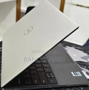 New Laptop Dell XPS 13 16GB Intel Core i7 SSD 512GB