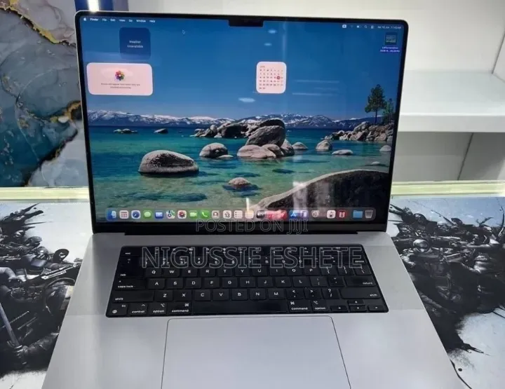 New Laptop Apple MacBook Pro 2021 M1 24GB Apple M1 Max SSD 1T