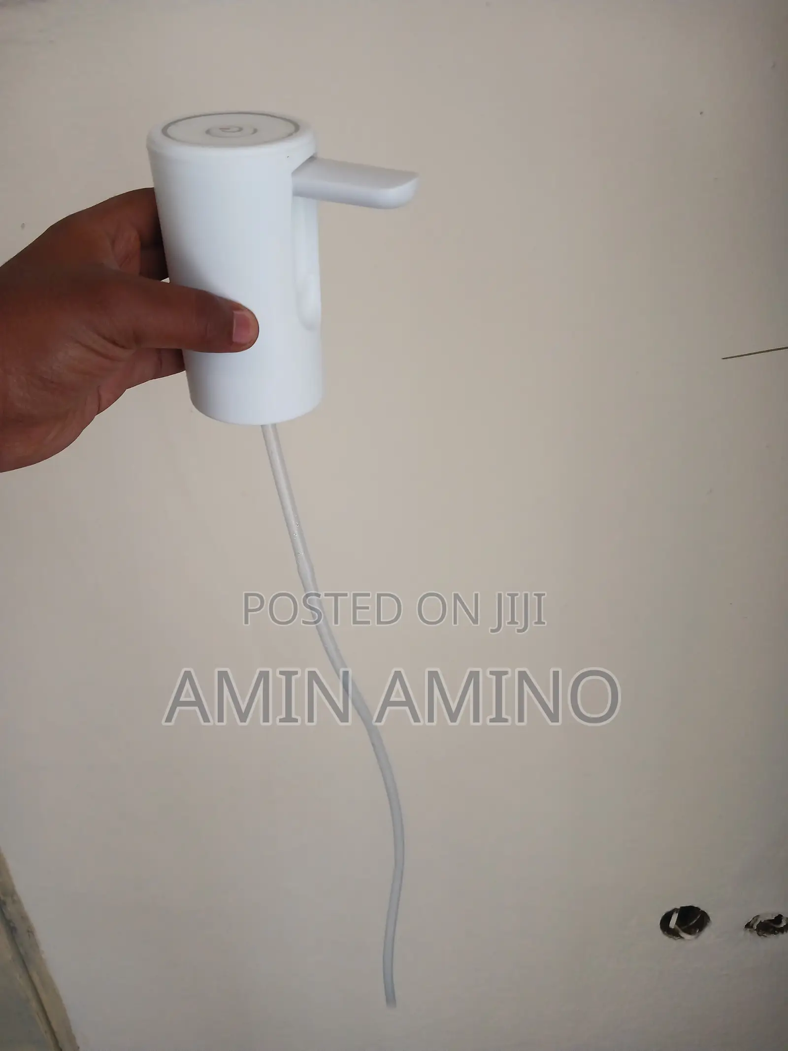 የ ጃር Electric Water Pump