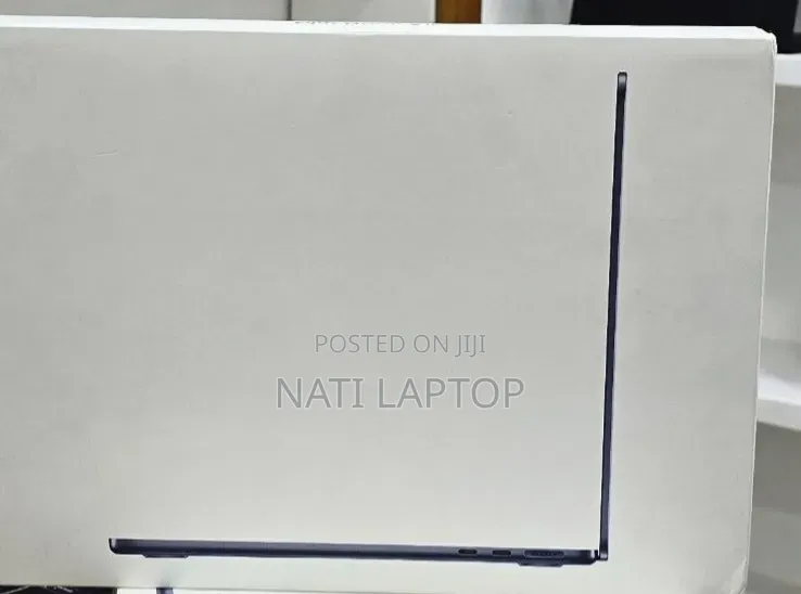 New Laptop Apple MacBook Air 2026 M5 16GB Apple M5 SSD 512GB
