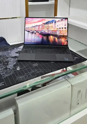 New Laptop Dell XPS 13 16GB Intel Core i7 SSD 512GB