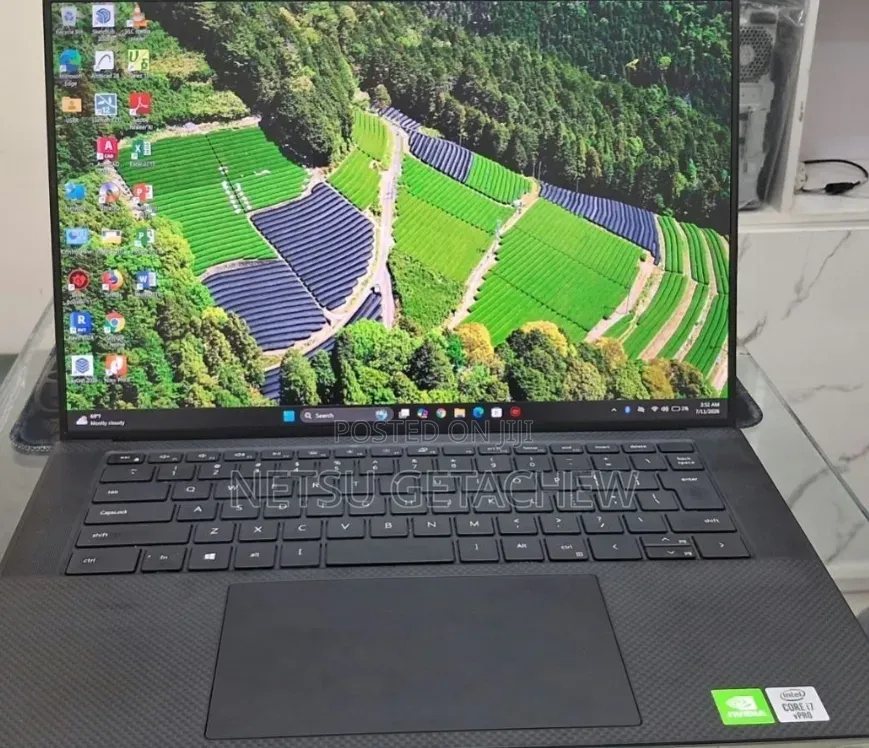 New Laptop Dell Precision 5550 16GB Intel Core i7 SSD 512GB
