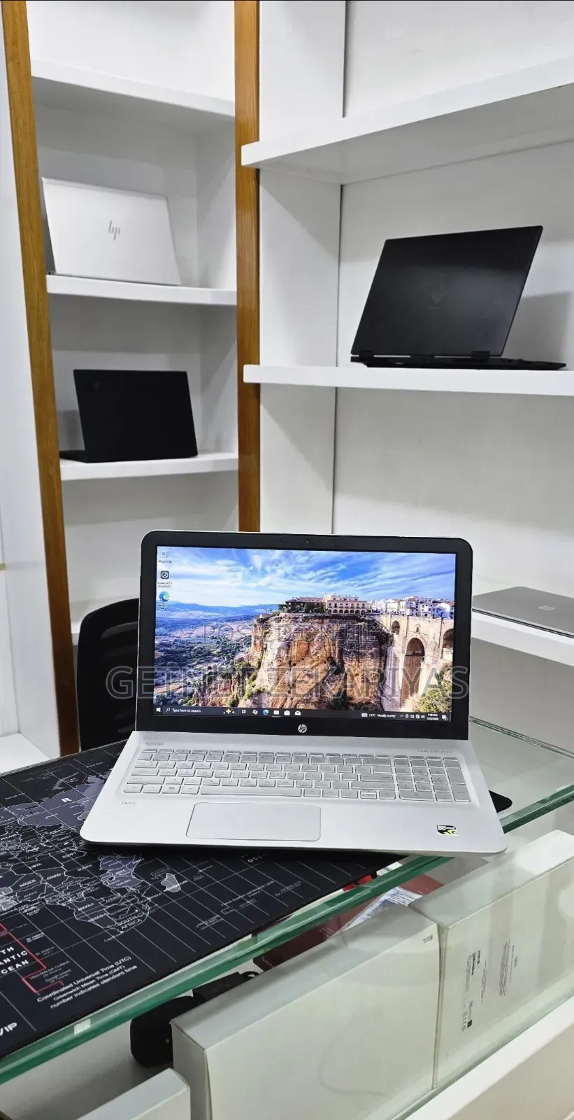 New Laptop HP Envy 15 12GB Intel Core i5 HDD+SSD 128GB