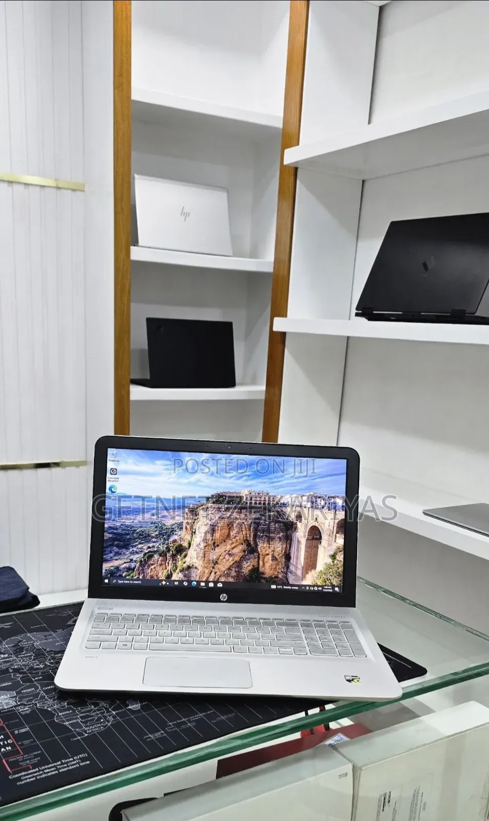 New Laptop HP Envy 15 12GB Intel Core i5 HDD+SSD 128GB