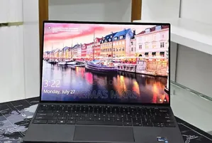 New Laptop Dell XPS 13 16GB Intel Core i7 SSD 512GB
