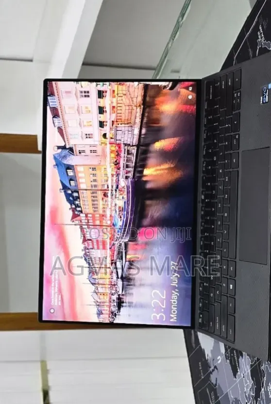 New Laptop Dell XPS 13 16GB Intel Core i7 SSD 512GB