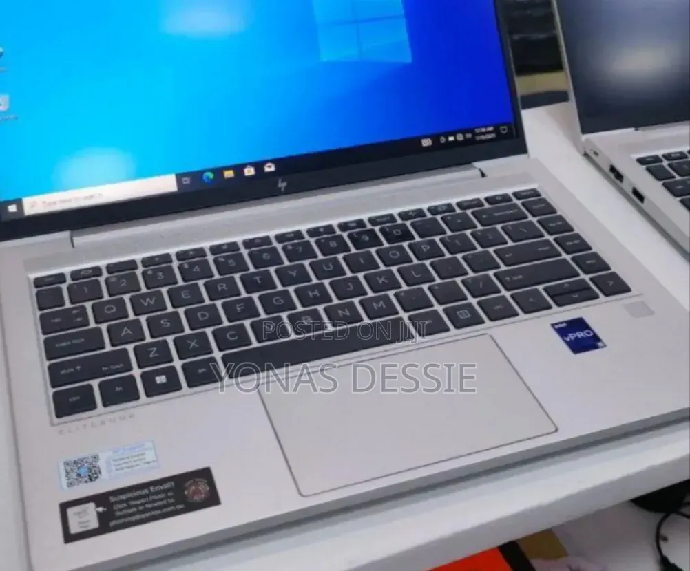 New Laptop HP 630 16GB Intel Core i5 SSD 256GB