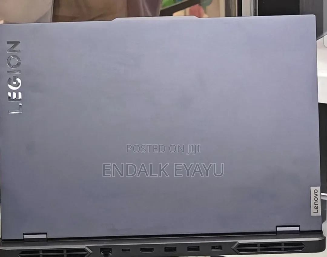 New Laptop Lenovo Legion Pro 7 24GB Intel Core i7 SSD 1T