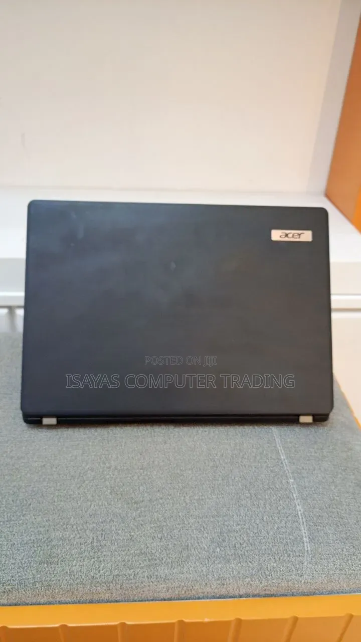 New Laptop Acer TravelMate 8GB Intel Core i5 SSD 256GB