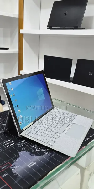 New Laptop Microsoft Surface Pro 7 16GB Intel Core i5 SSD 256GB