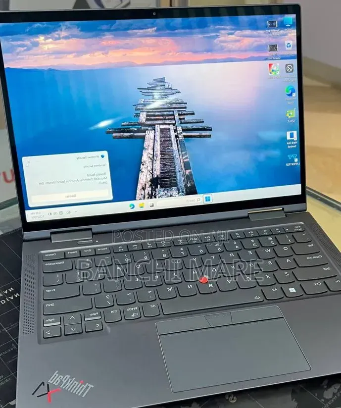 New Laptop Lenovo ThinkPad X1 Yoga Gen 8 16GB Intel Core i7 SSD 512GB