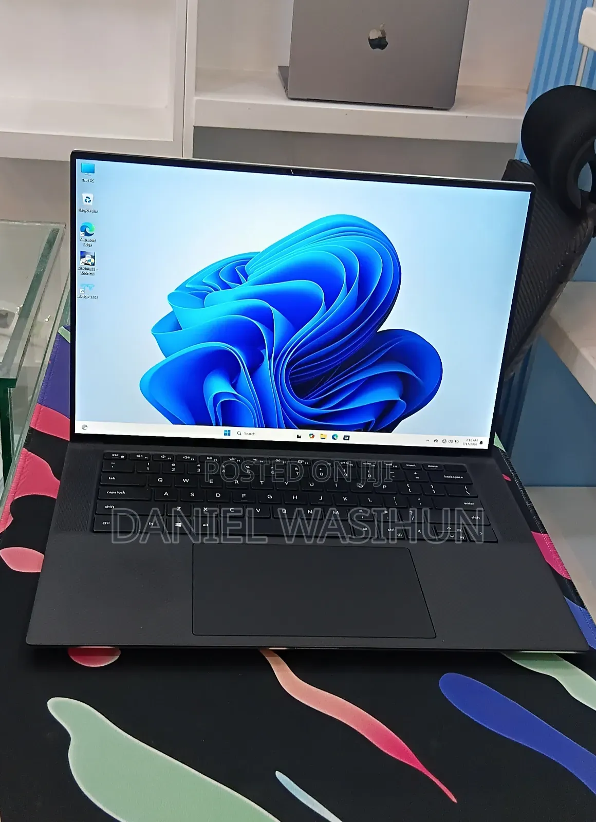 New Laptop Dell XPS 15 16GB Intel Core i7 SSD 512GB