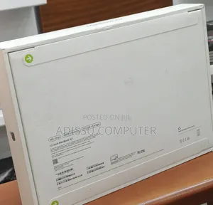 New Laptop Apple MacBook Pro 2019 16GB Apple M5 Pro SSD 512GB