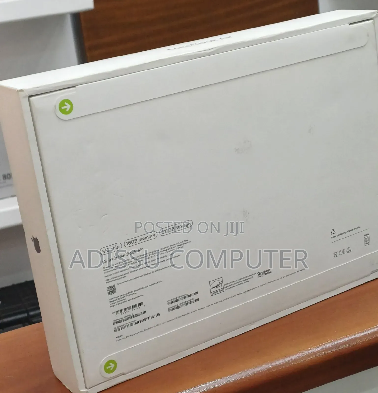 New Laptop Apple MacBook Pro 2019 16GB Apple M5 Pro SSD 512GB