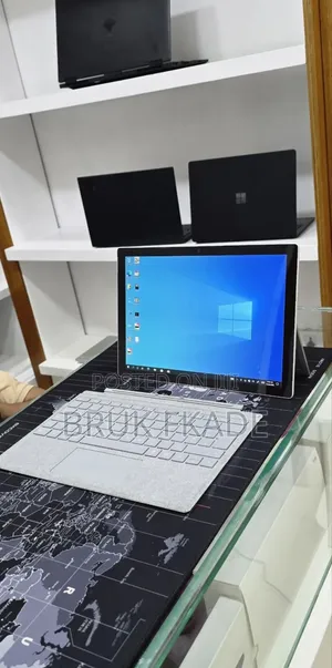 New Laptop Microsoft Surface Pro 7 16GB Intel Core i5 SSD 256GB