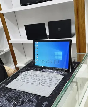 New Laptop Microsoft Surface Pro 7 16GB Intel Core i5 SSD 256GB