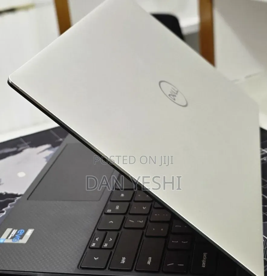 New Laptop Dell XPS 13 16GB Intel Core i7 SSD 512GB