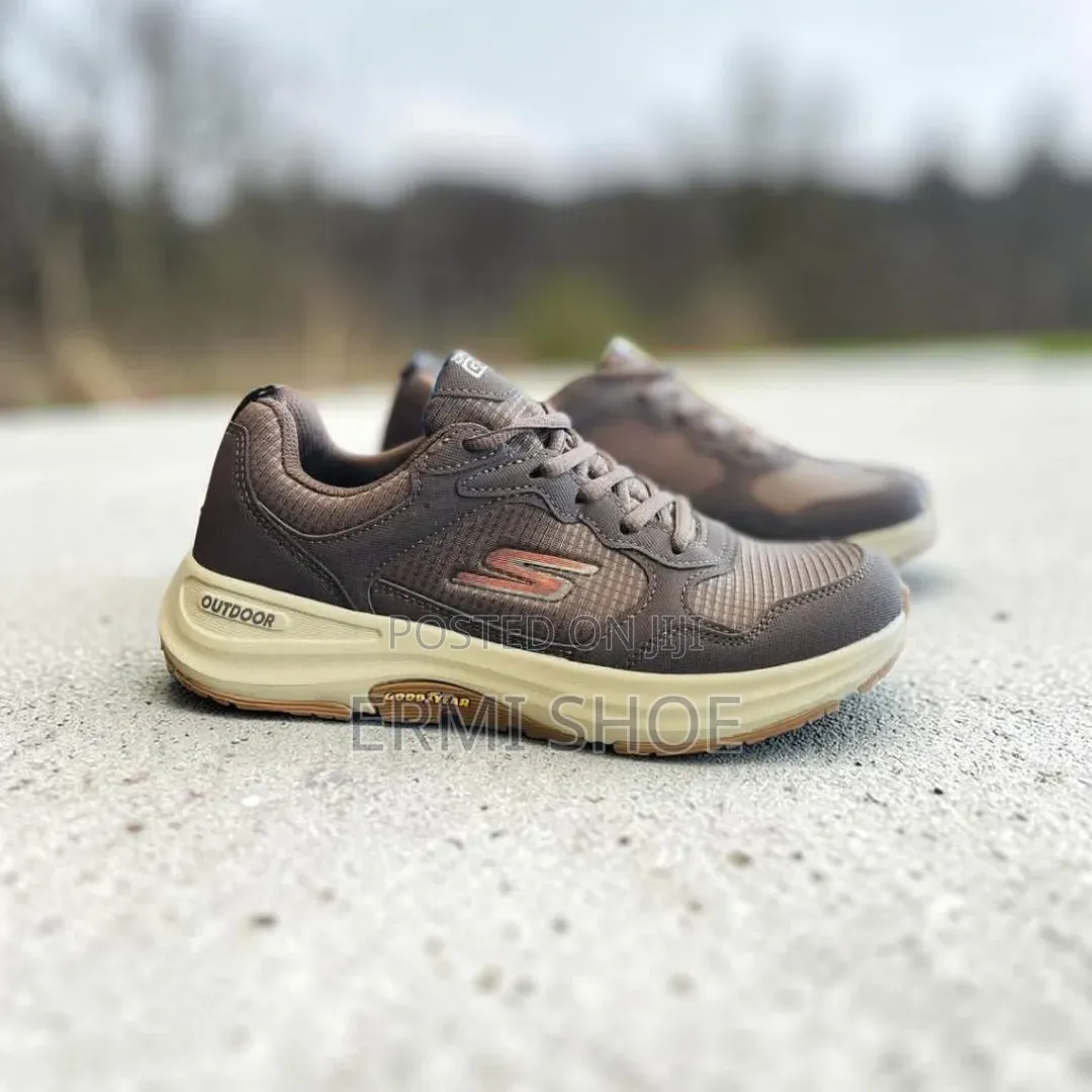 Casual Run Skechers