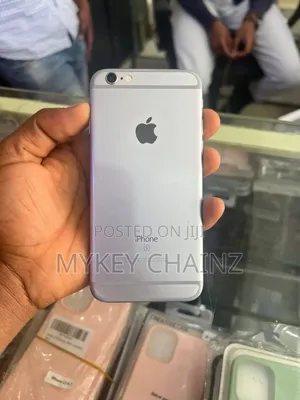 Apple iPhone 6s 32 GB Silver