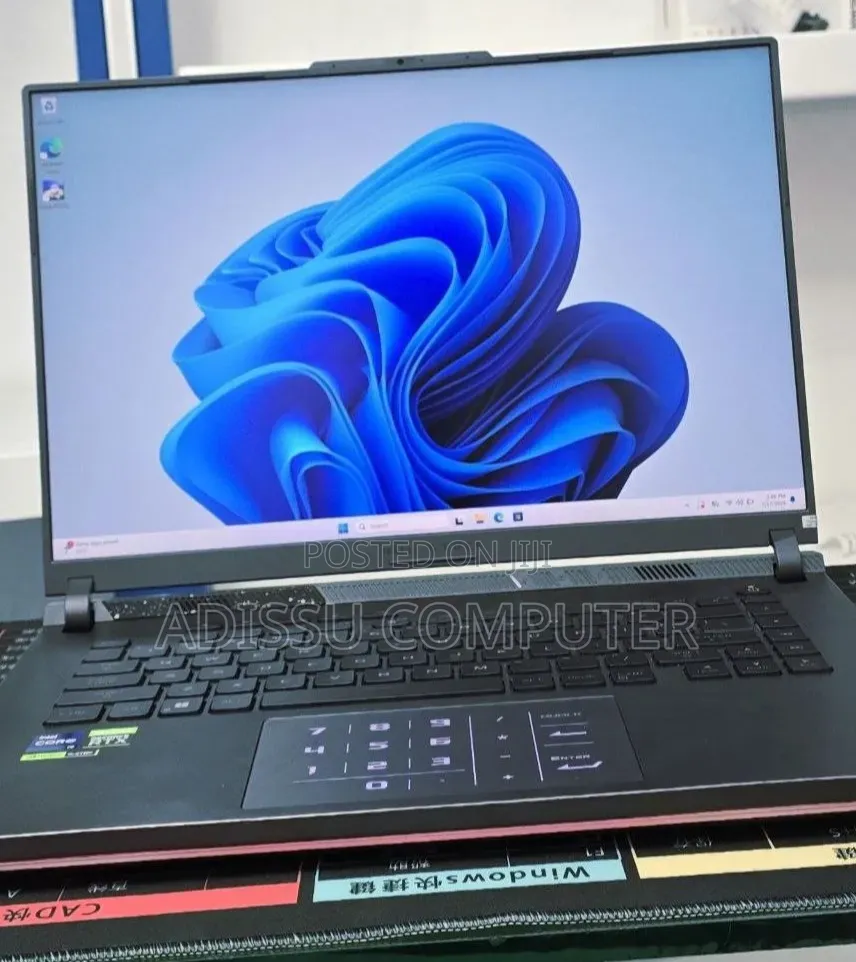 New Laptop Asus ROG Strix G16 G614 16GB Intel Core i9 SSD 1T