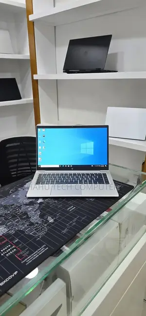 New Laptop HP EliteBook 845 G8 16GB AMD Ryzen 5 SSD 512GB
