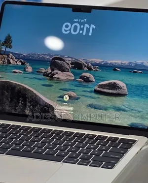 New Laptop Apple MacBook Air 2025 M4 16GB Apple M4 Pro SSD 512GB