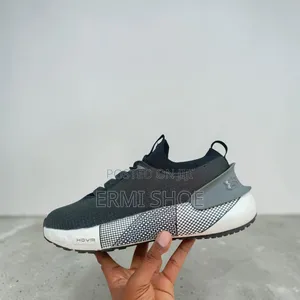 Comfortable Sneaker Hova