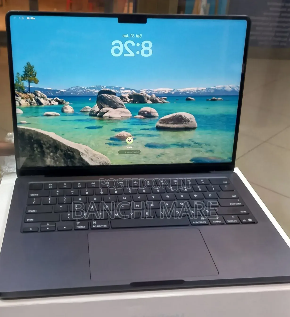New Laptop Apple MacBook Pro 2025 M5 16GB Apple M5 SSD 512GB