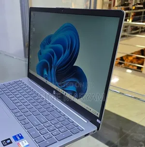 New Laptop HP Stream Notebook 16GB Intel Core i7 SSD 512GB