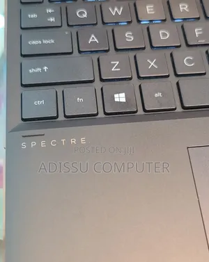 New Laptop HP Spectre 16GB Intel Core i7 SSD 512GB