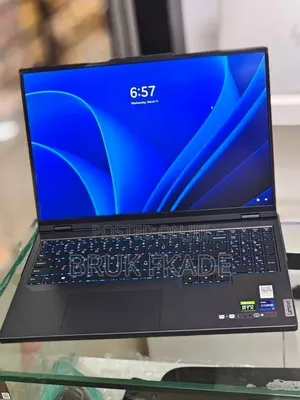 New Laptop Lenovo Legion 5 24GB Intel Core i7 SSD 1T