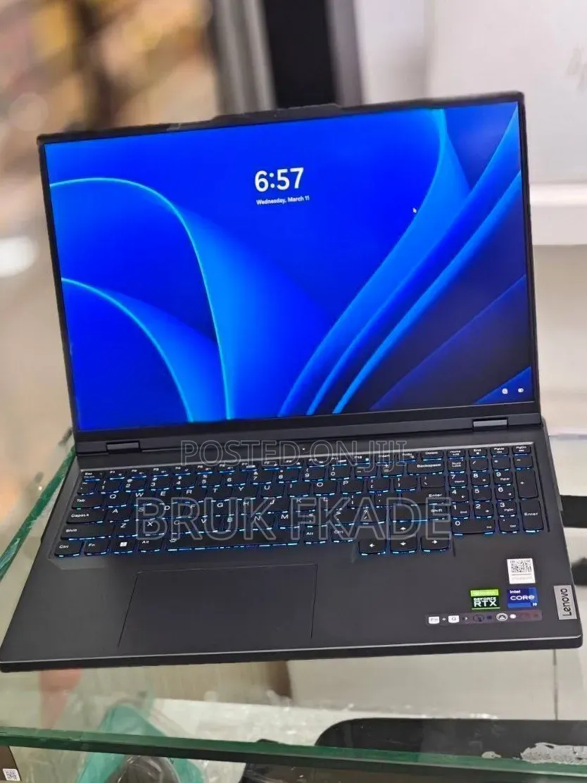 New Laptop Lenovo Legion 5 24GB Intel Core i7 SSD 1T