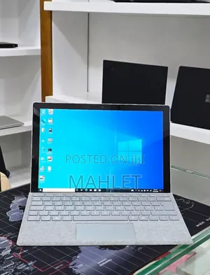 New Laptop Microsoft Surface Pro 7 16GB Intel Core i5 SSD 256GB