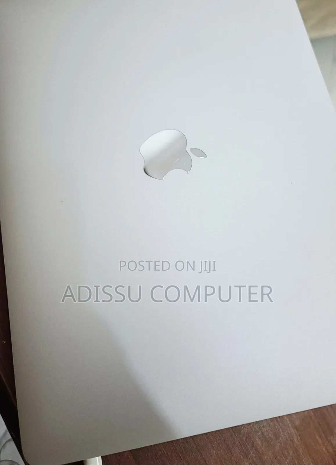 New Laptop Apple MacBook Pro 2019 16GB Apple M1 Pro SSD 512GB