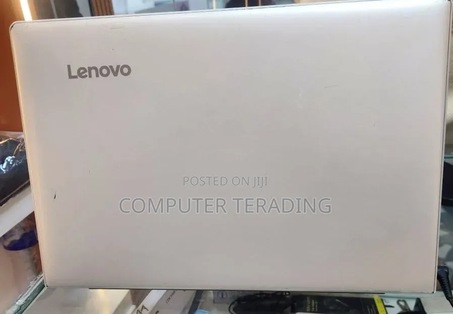 New Laptop Lenovo Ideapad 3 8GB Intel Core i7 HDD 1T