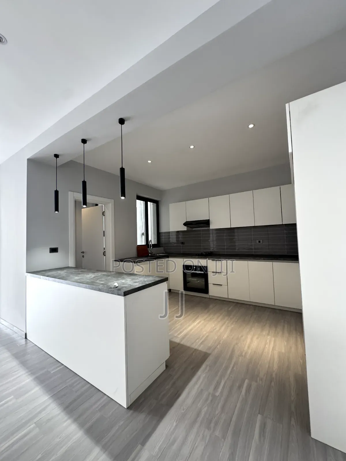 3bdrm Apartment in Bole for rent