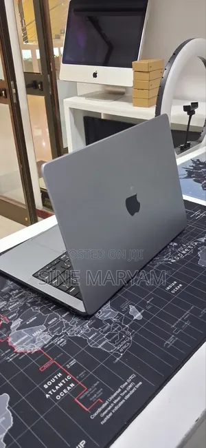 New Laptop Apple MacBook Pro 2021 M1 16GB Apple M1 Pro SSD 512GB