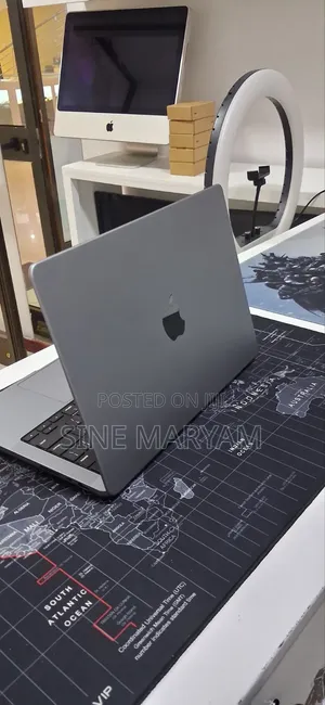 New Laptop Apple MacBook Pro 2021 M1 16GB Apple M1 Pro SSD 512GB