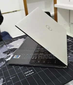 New Laptop Dell XPS 13 16GB Intel Core i5 SSD 512GB
