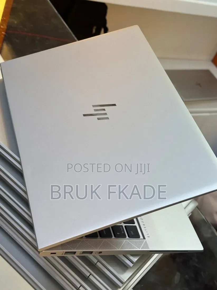 New Laptop HP EliteBook 840 G8 16GB Intel Core i7 SSD 512GB