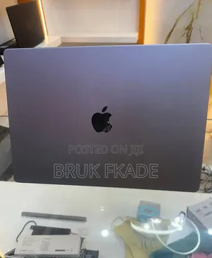 New Laptop Apple MacBook Pro 2021 M1 16GB Apple M1 Pro SSD 512GB