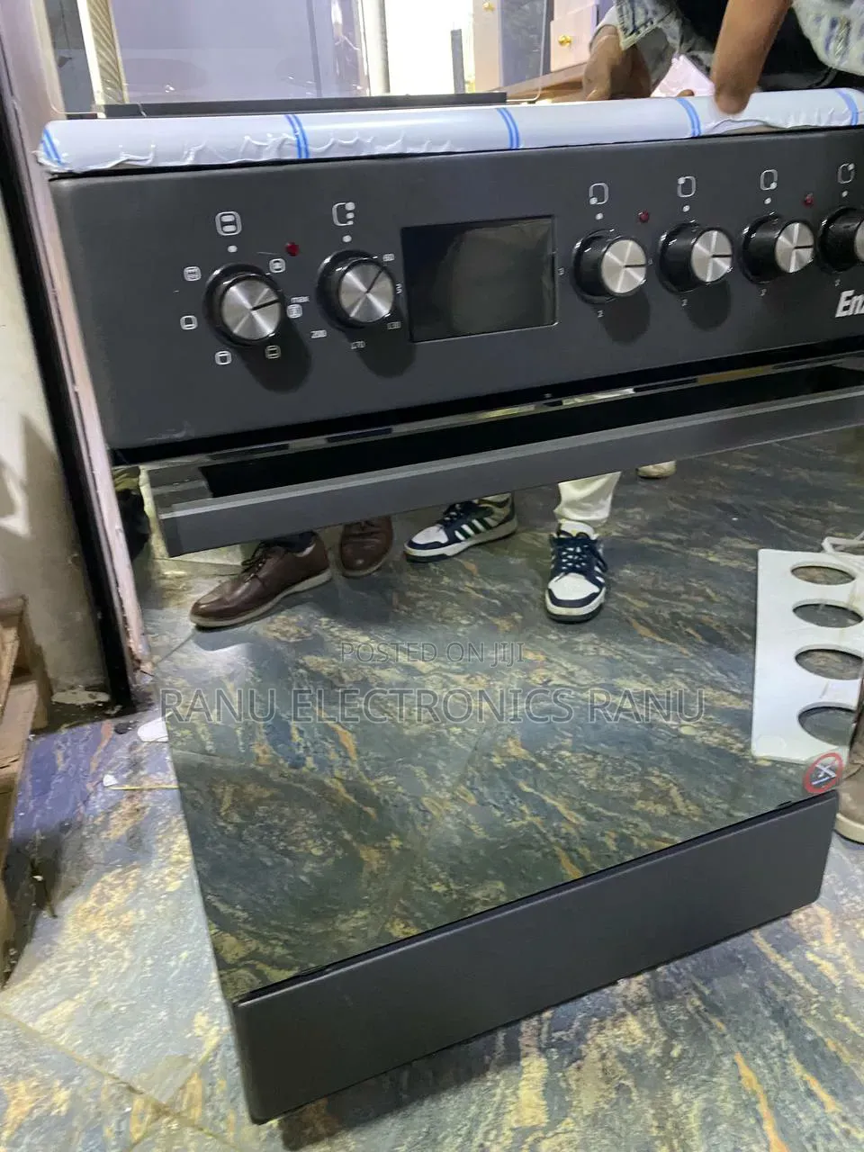 Enzo Electric Stove and Oven