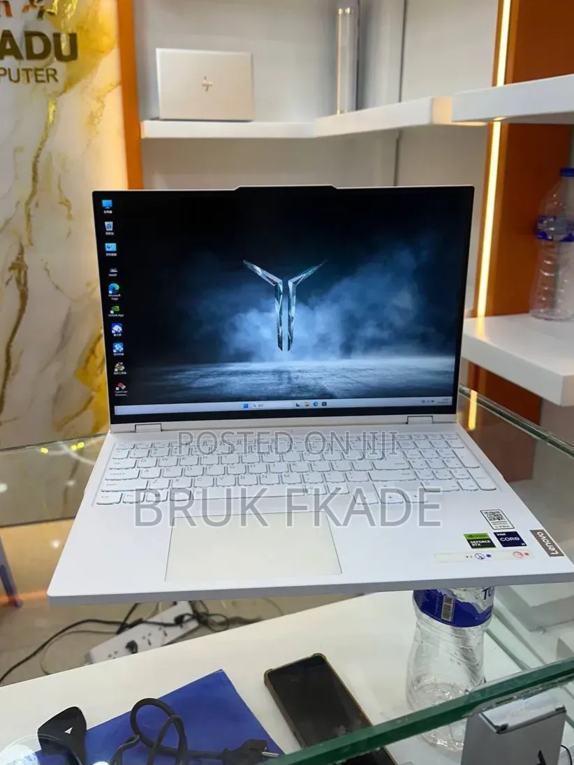 New Lenovo Legion Y7000P IRX9 Gaming Laptop 16GB Intel Core i9 SSD 1T