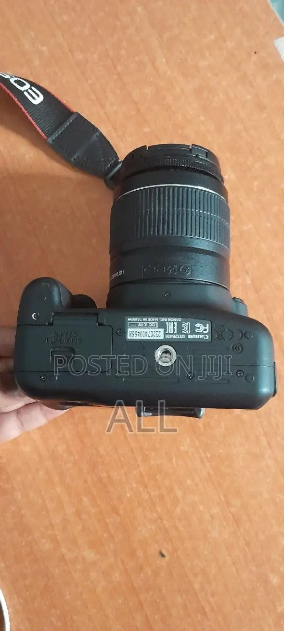 Camera EOS Rebel T5