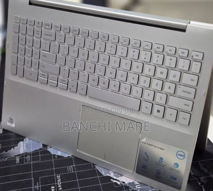 New Laptop Dell Inspiron 15 8GB Intel Core i5 SSD 256GB