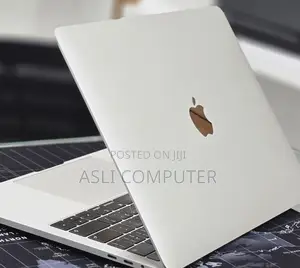 New Laptop Apple MacBook 2019 16GB Intel Core i7 SSD 512GB
